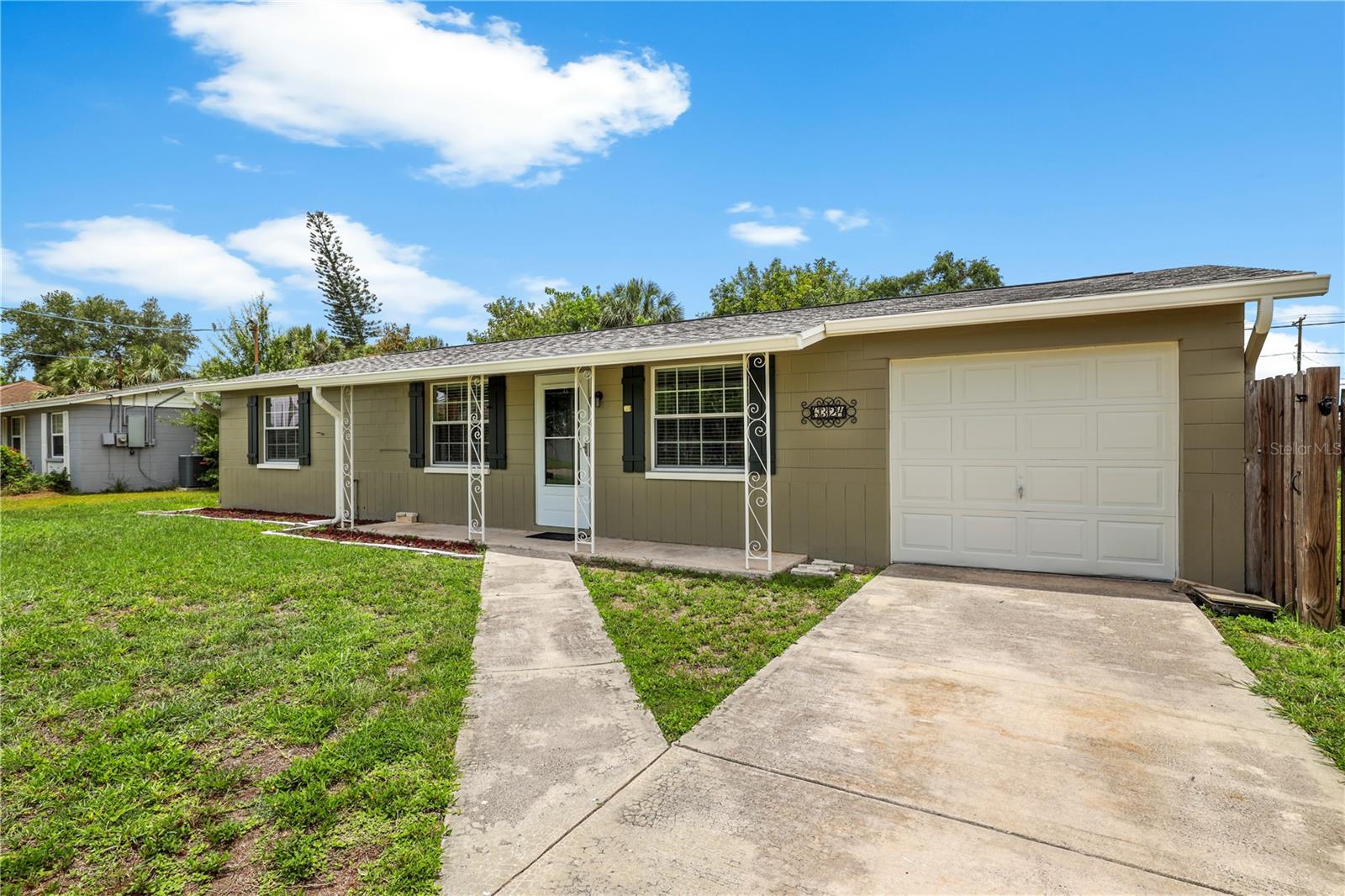 APOLLO BEACH UNIT ONE PT ONE - Residential