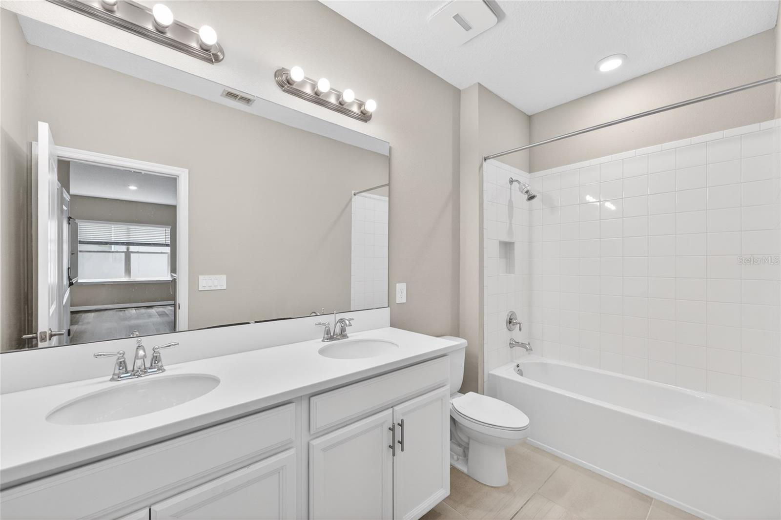 CRESTVIEW PH II - Residential