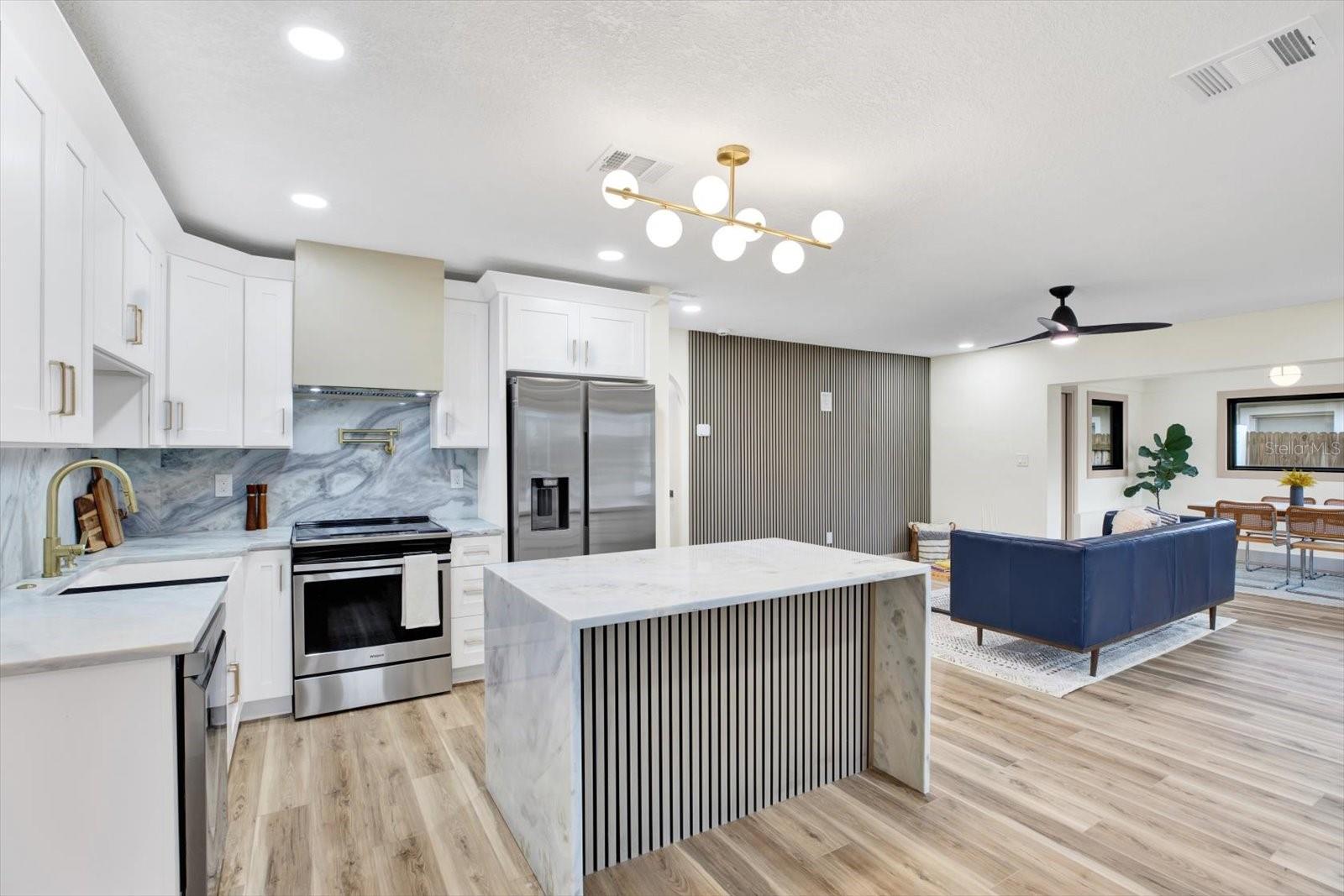 BAYWOOD VILLAGE - Residential