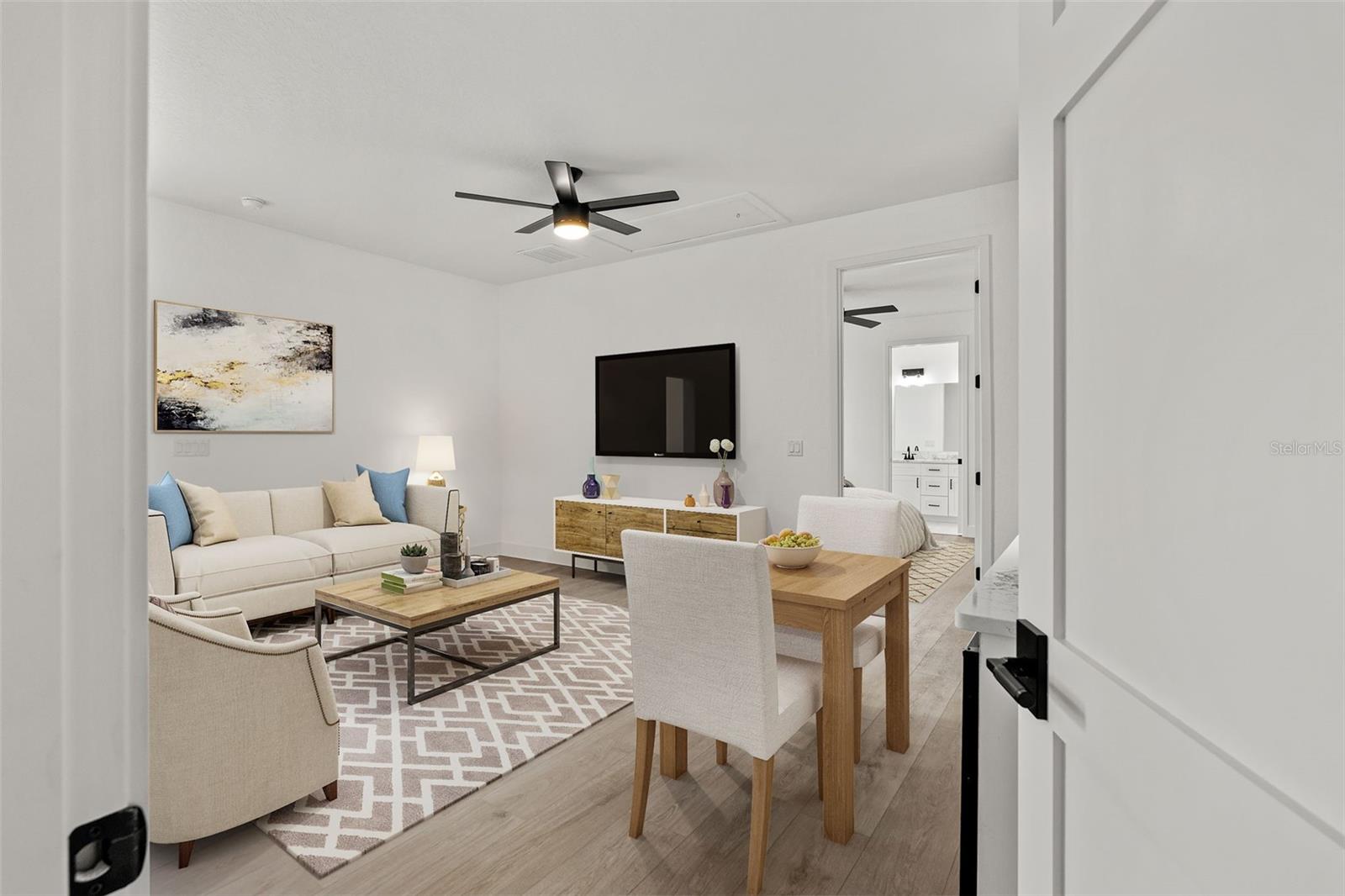 ROYAL HIGHLANDS - Residential