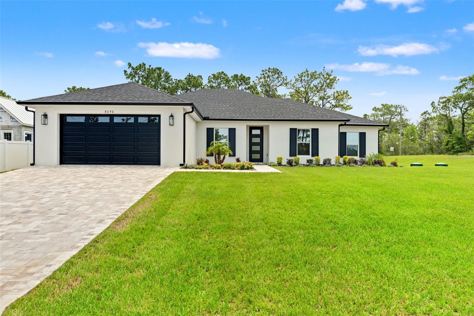 ROYAL HIGHLANDS - Residential