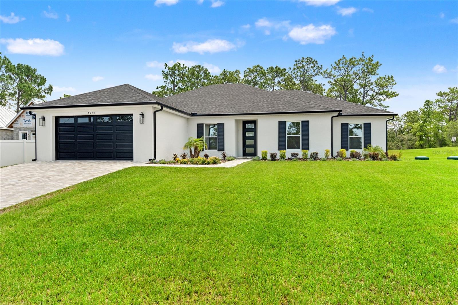 ROYAL HIGHLANDS - Residential