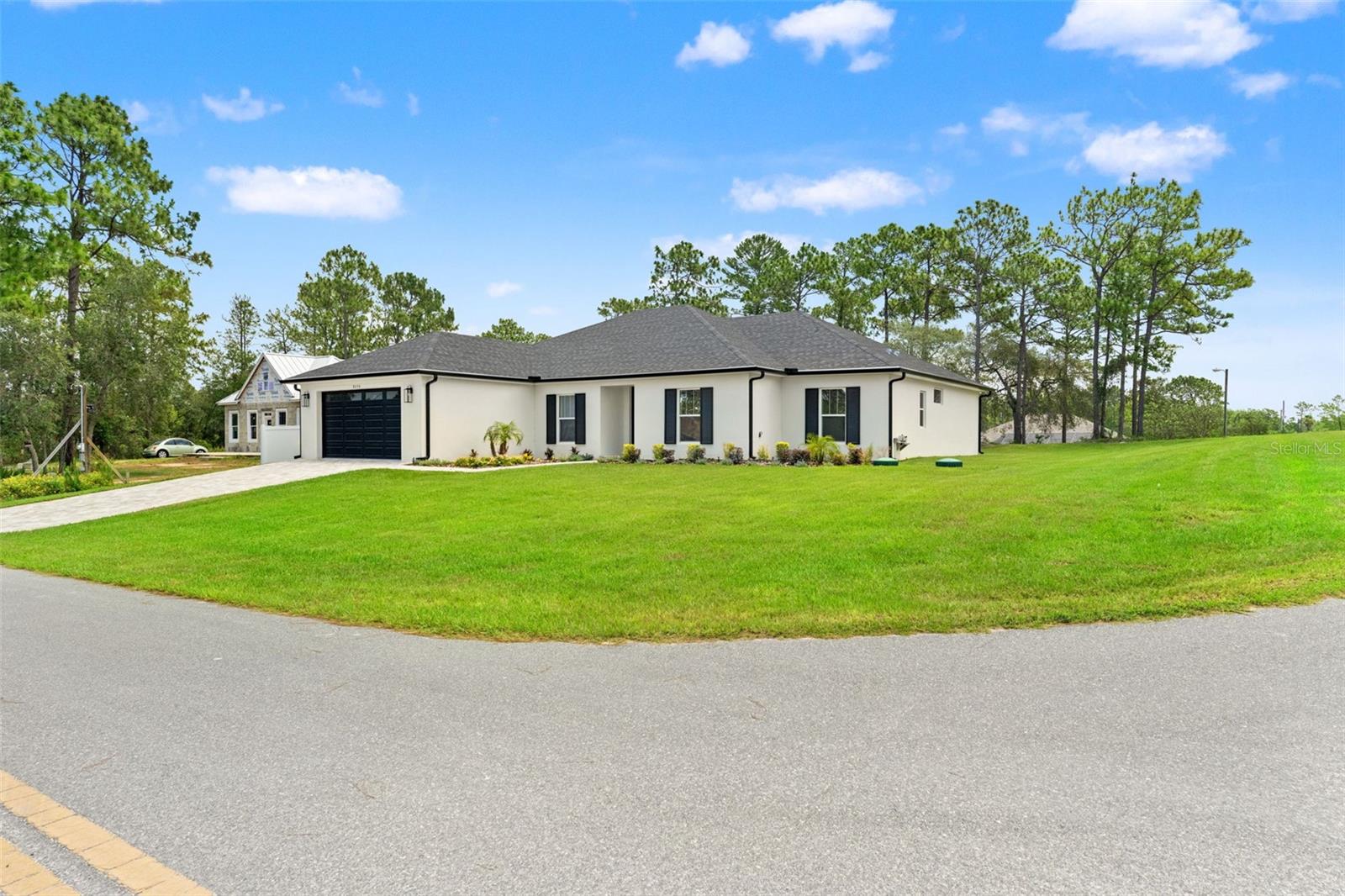 ROYAL HIGHLANDS - Residential