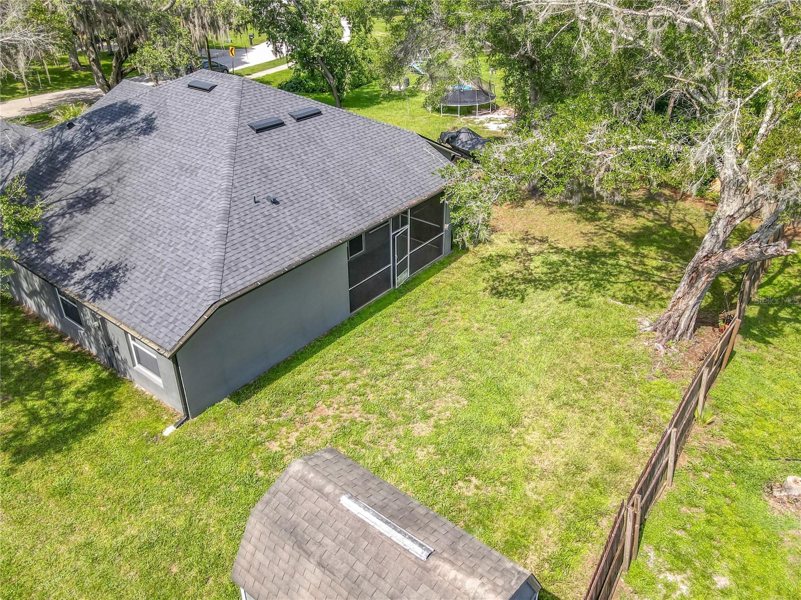 FELTONA LAKES UN 67 - Residential