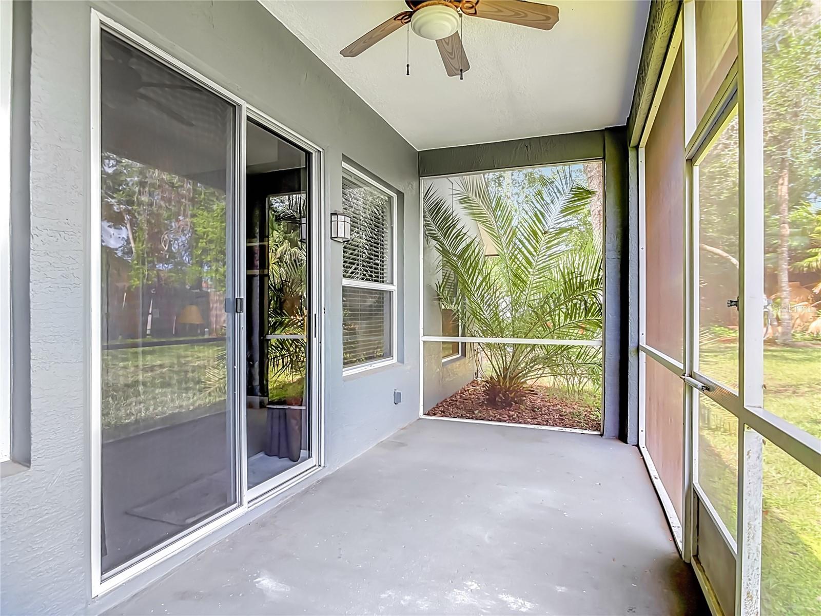 FELTONA LAKES UN 67 - Residential