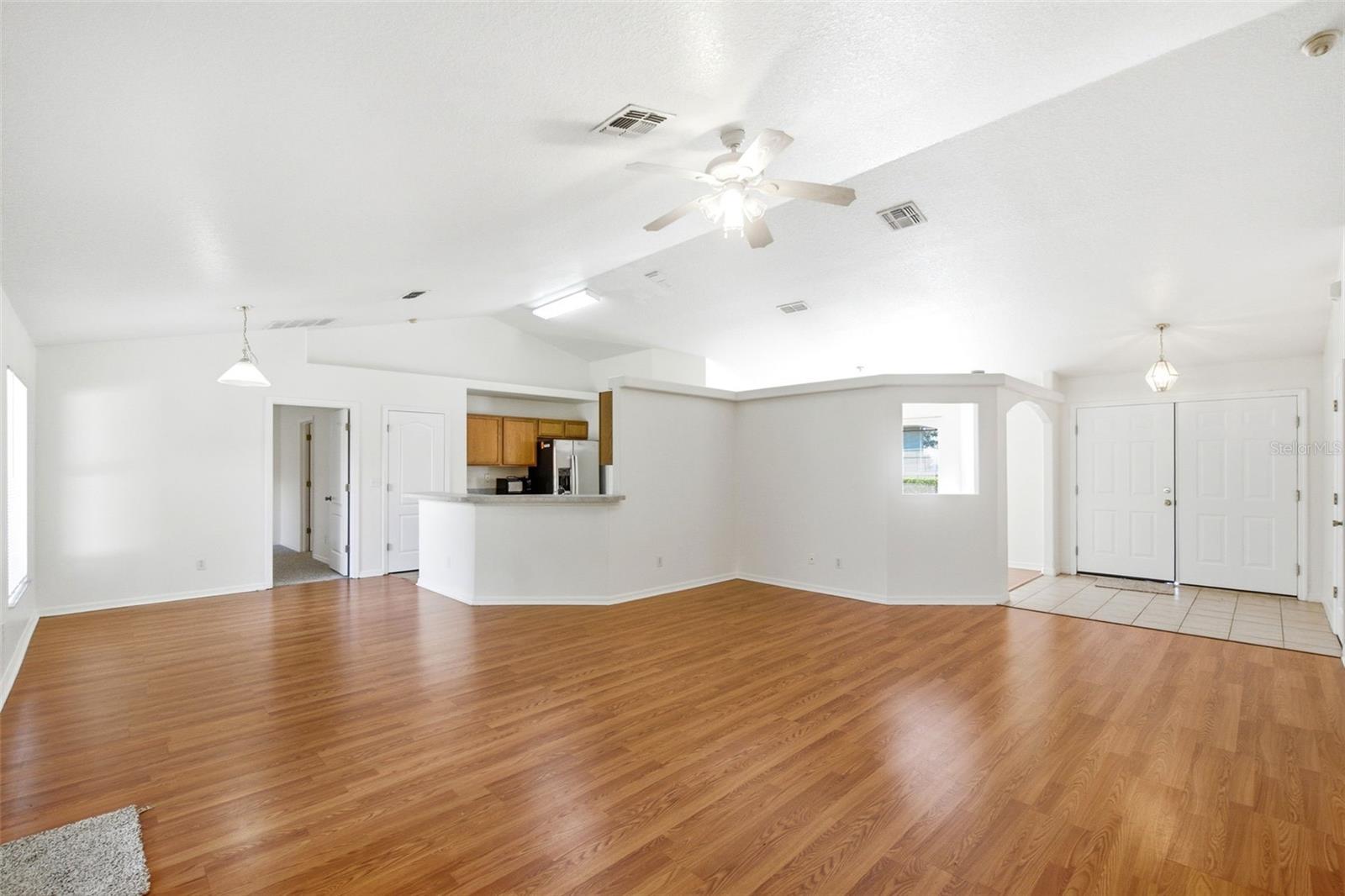 VISTA PINES - Residential
