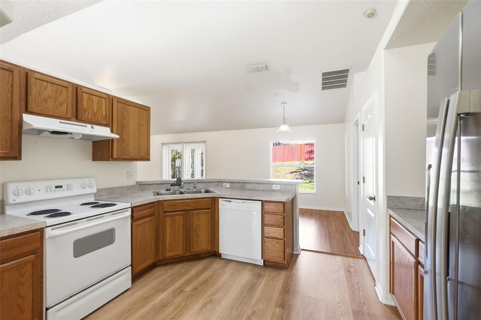 VISTA PINES - Residential