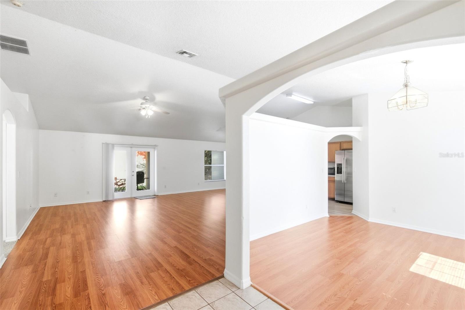 VISTA PINES - Residential