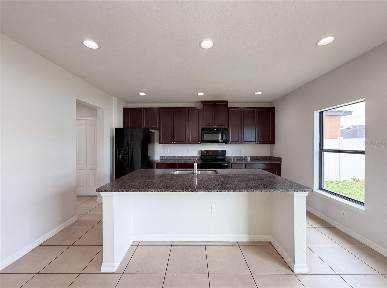 HIGHLAND ESTATES PH 2B - Residential