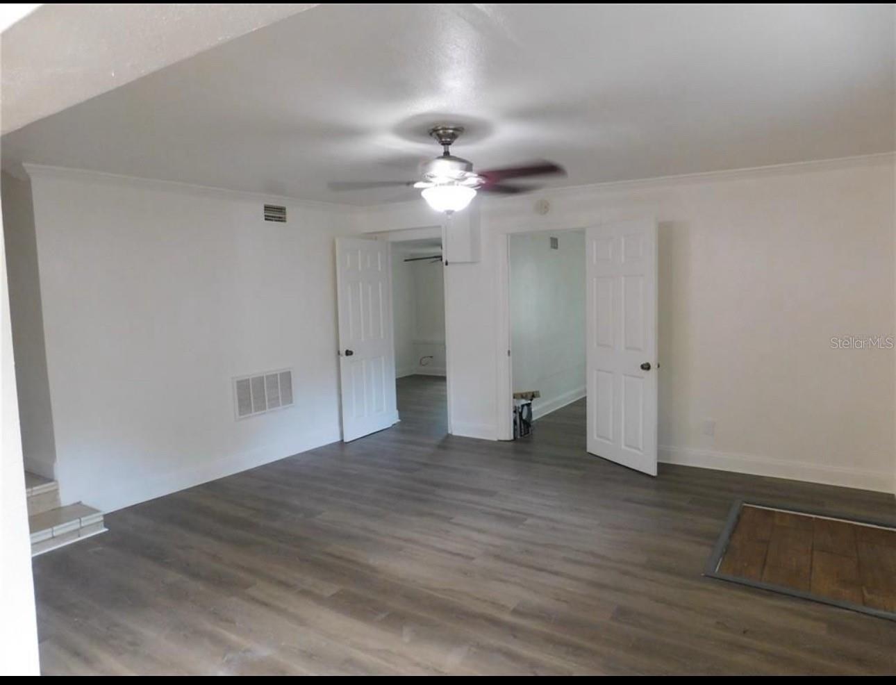 LAKEVIEW HEIGHTS - Residential Income