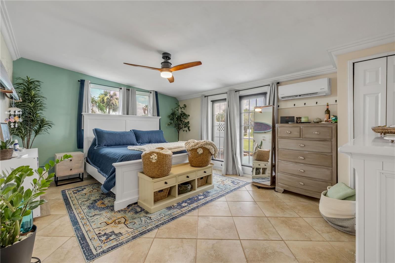 PHILLIPS ACRES - Residential