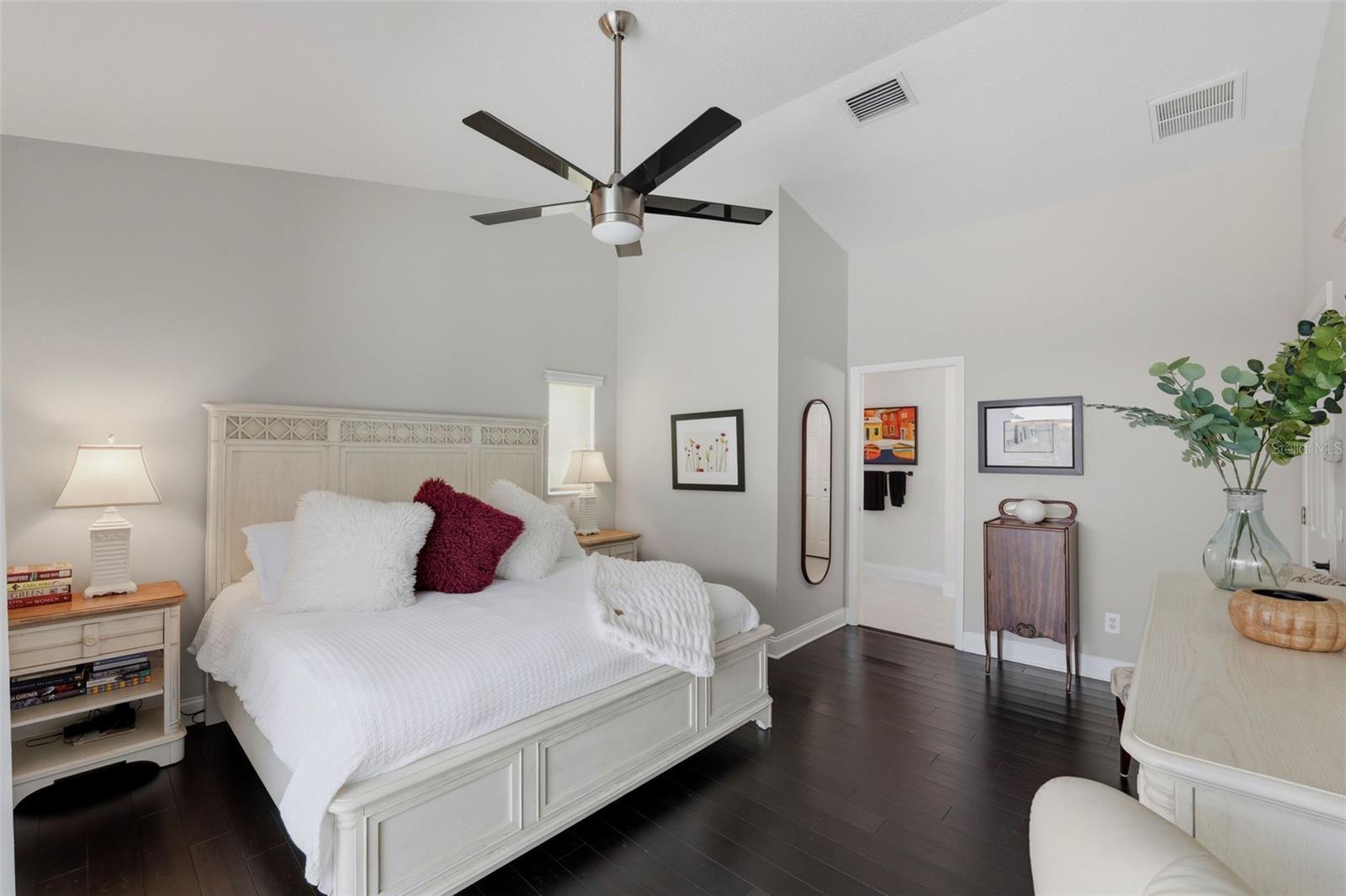 TIERRA VERDE UNIT 1 4TH REP - Residential