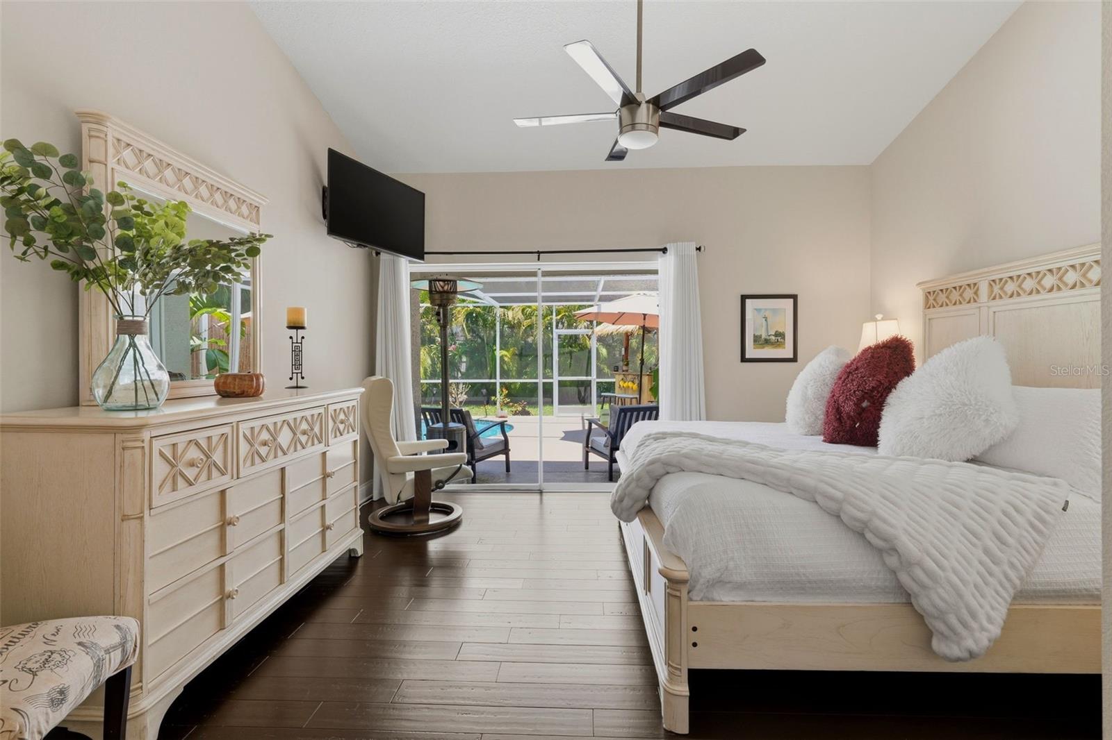 TIERRA VERDE UNIT 1 4TH REP - Residential