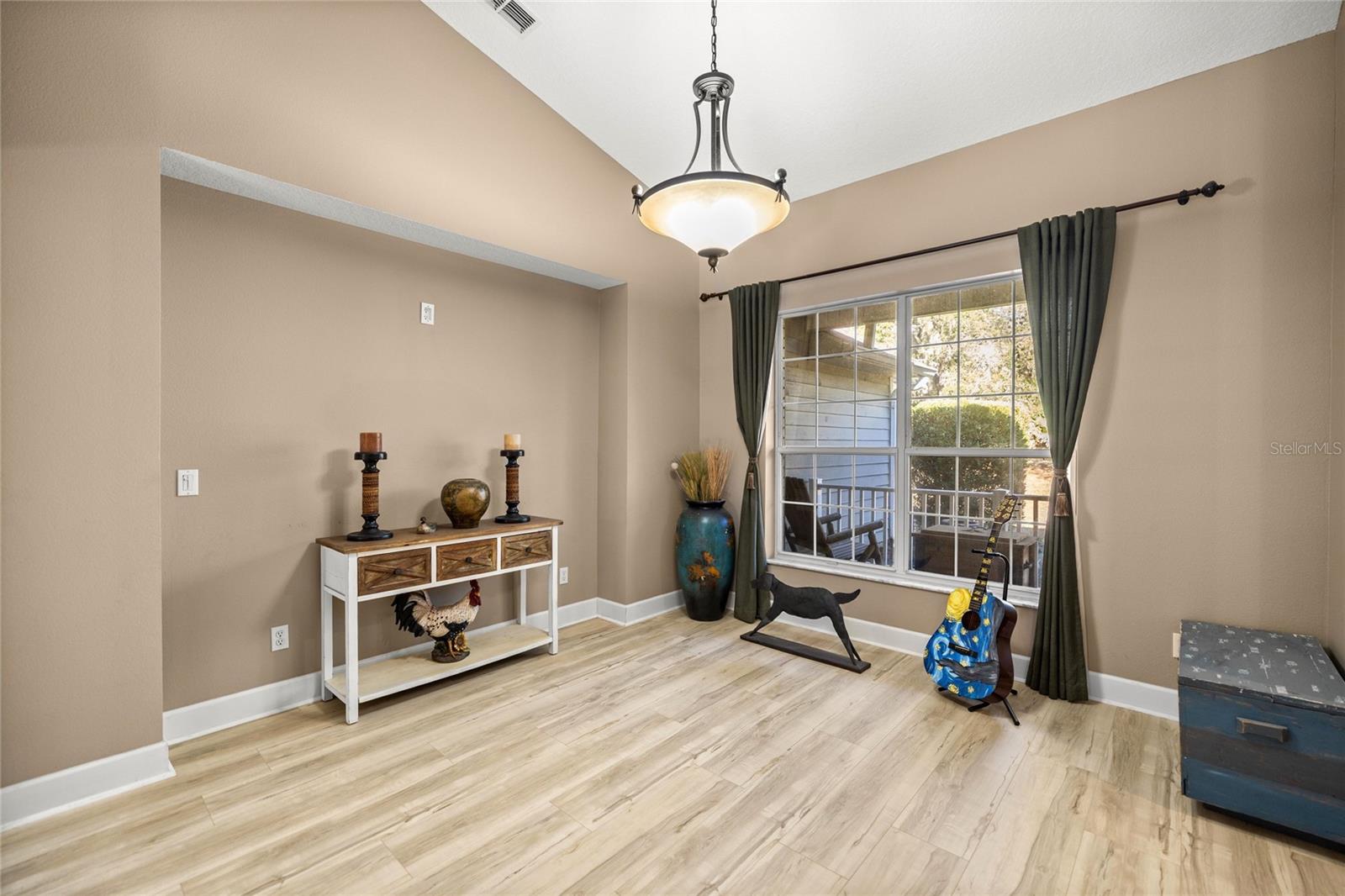PINE RIDGE UNIT 02 - Residential