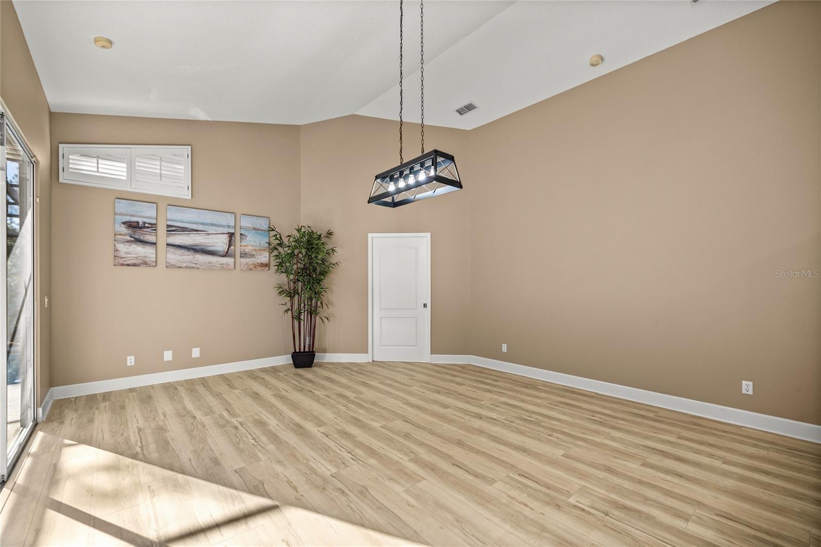 PINE RIDGE UNIT 02 - Residential