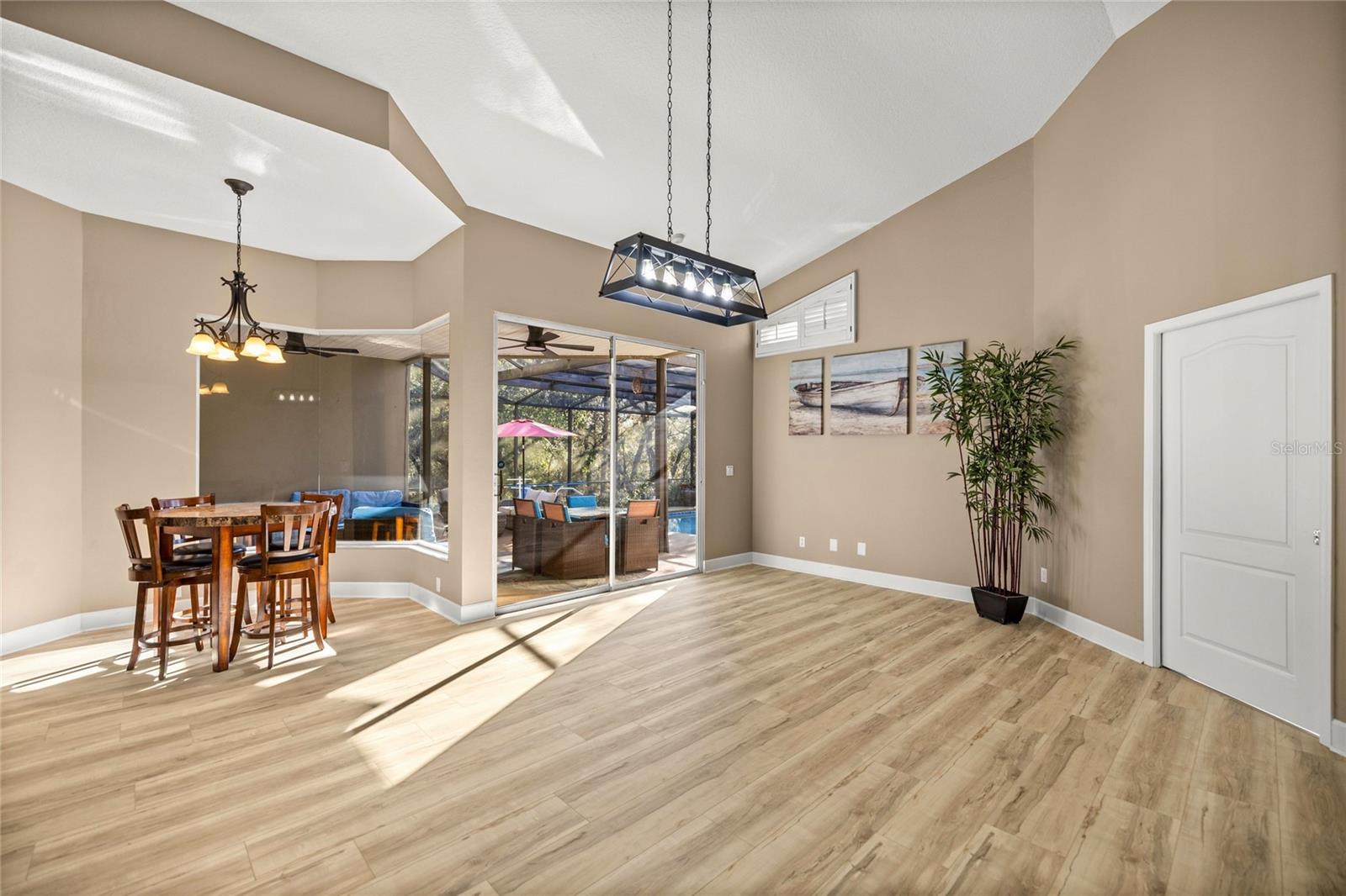 PINE RIDGE UNIT 02 - Residential