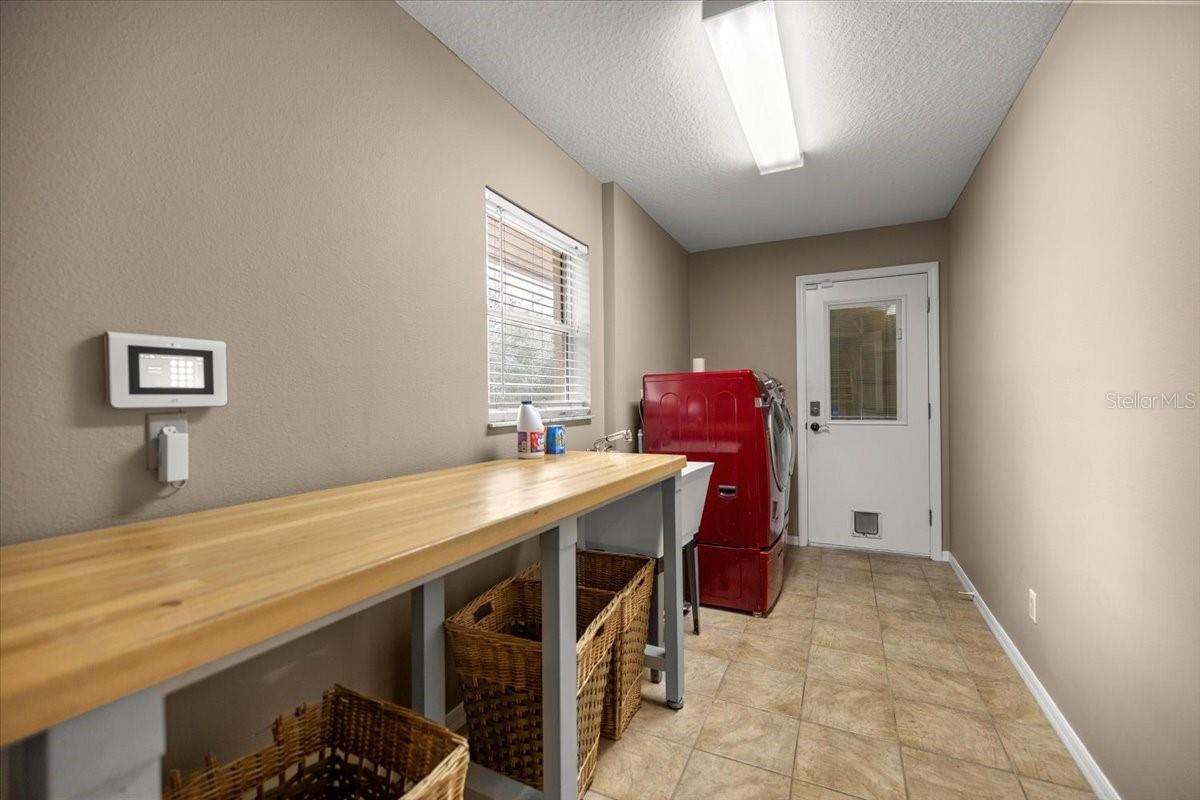 PINE RIDGE UNIT 02 - Residential