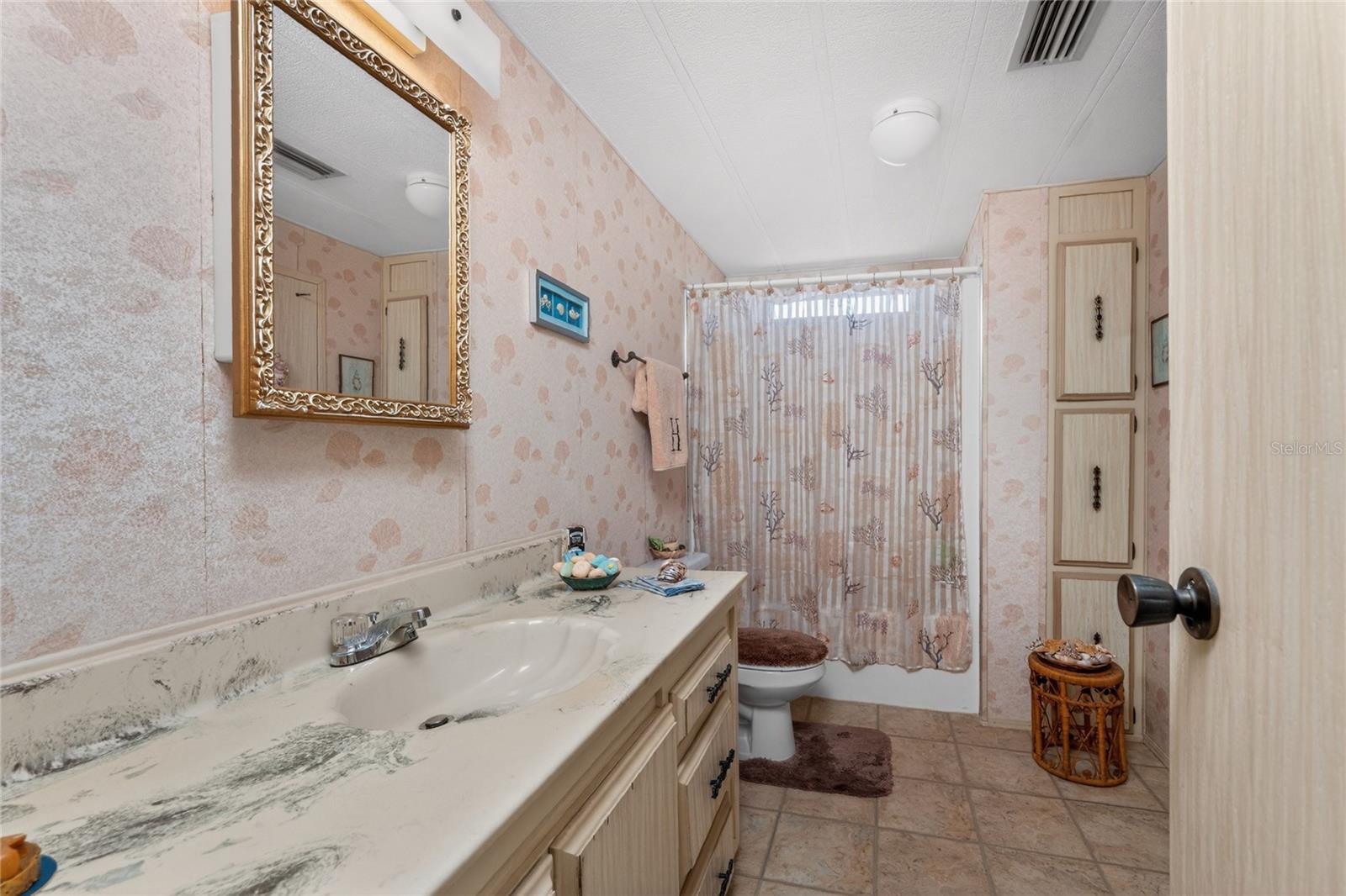ALAMEDA ISLES - Residential