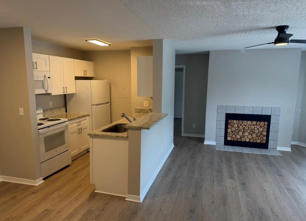CENTRAL PARK BLDG 5986 - Residential Lease