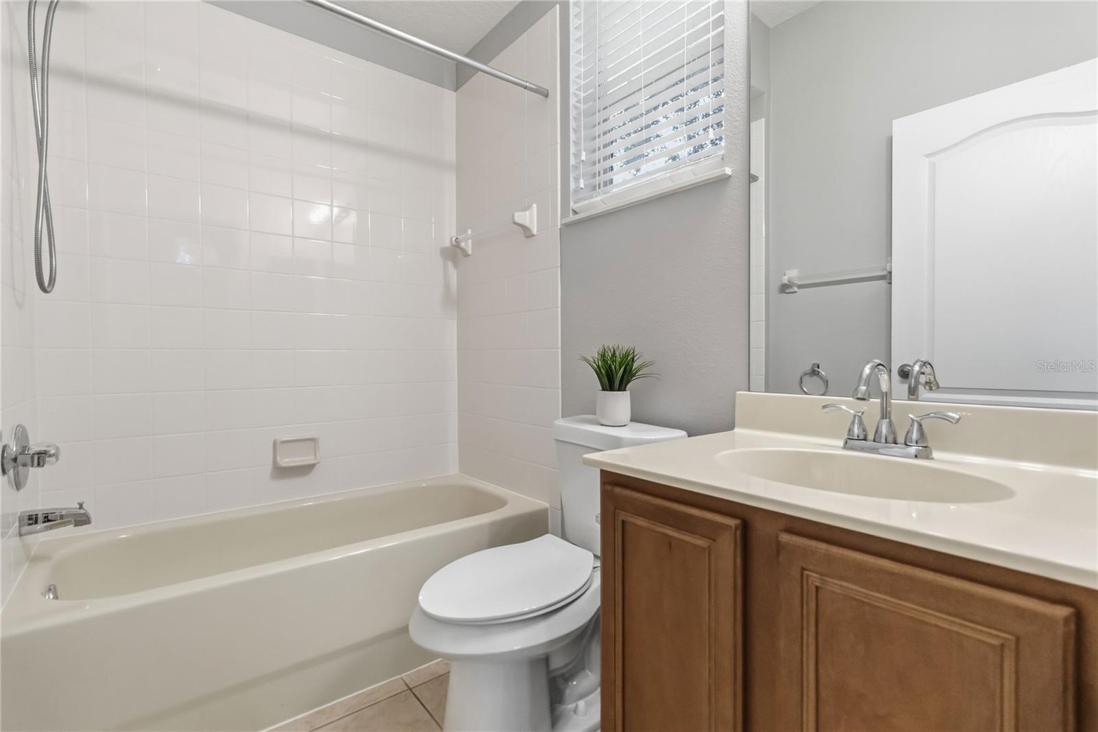 PARKSIDE AT ERROL ESTATES - Residential