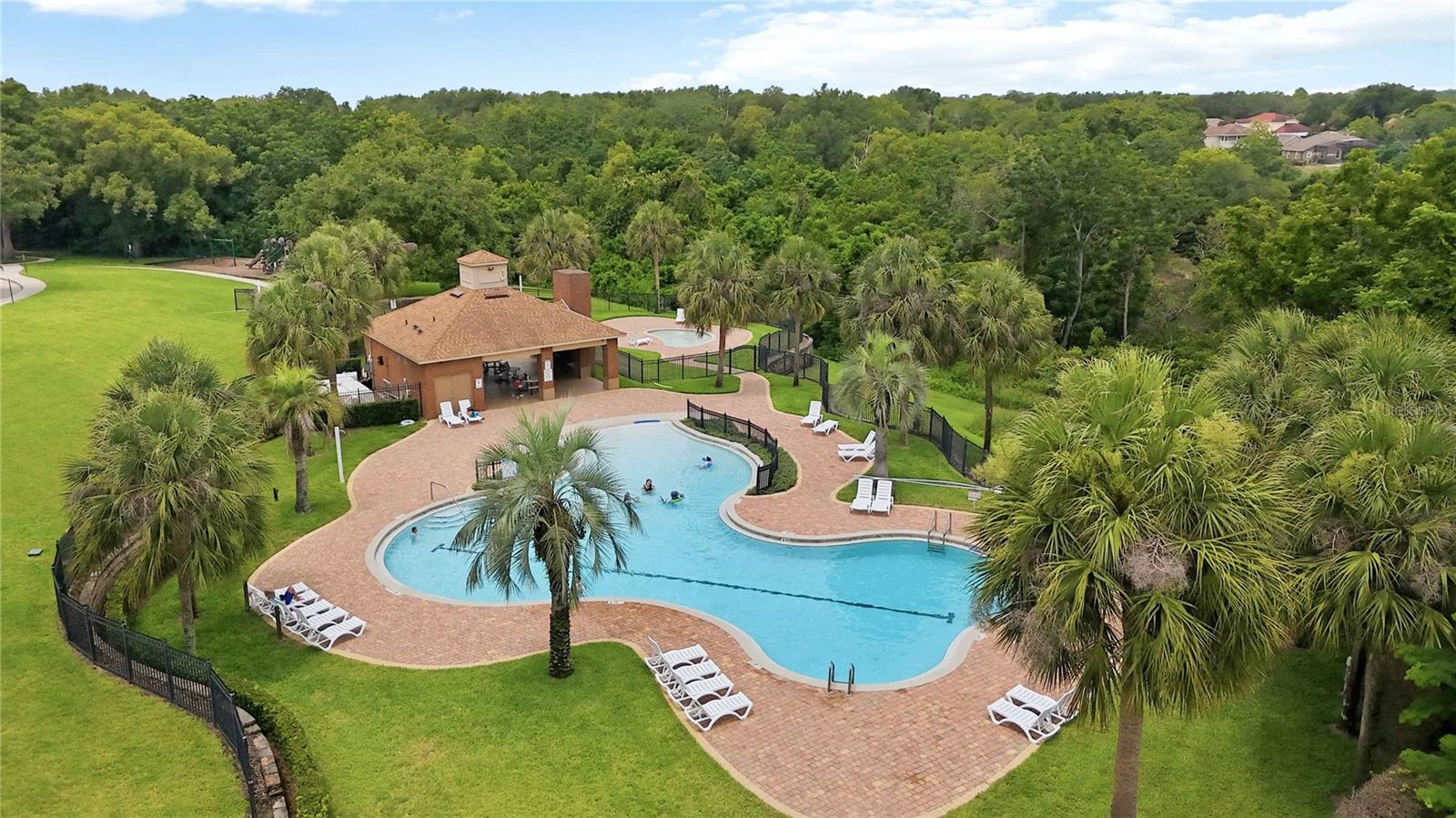 PARKSIDE AT ERROL ESTATES - Residential