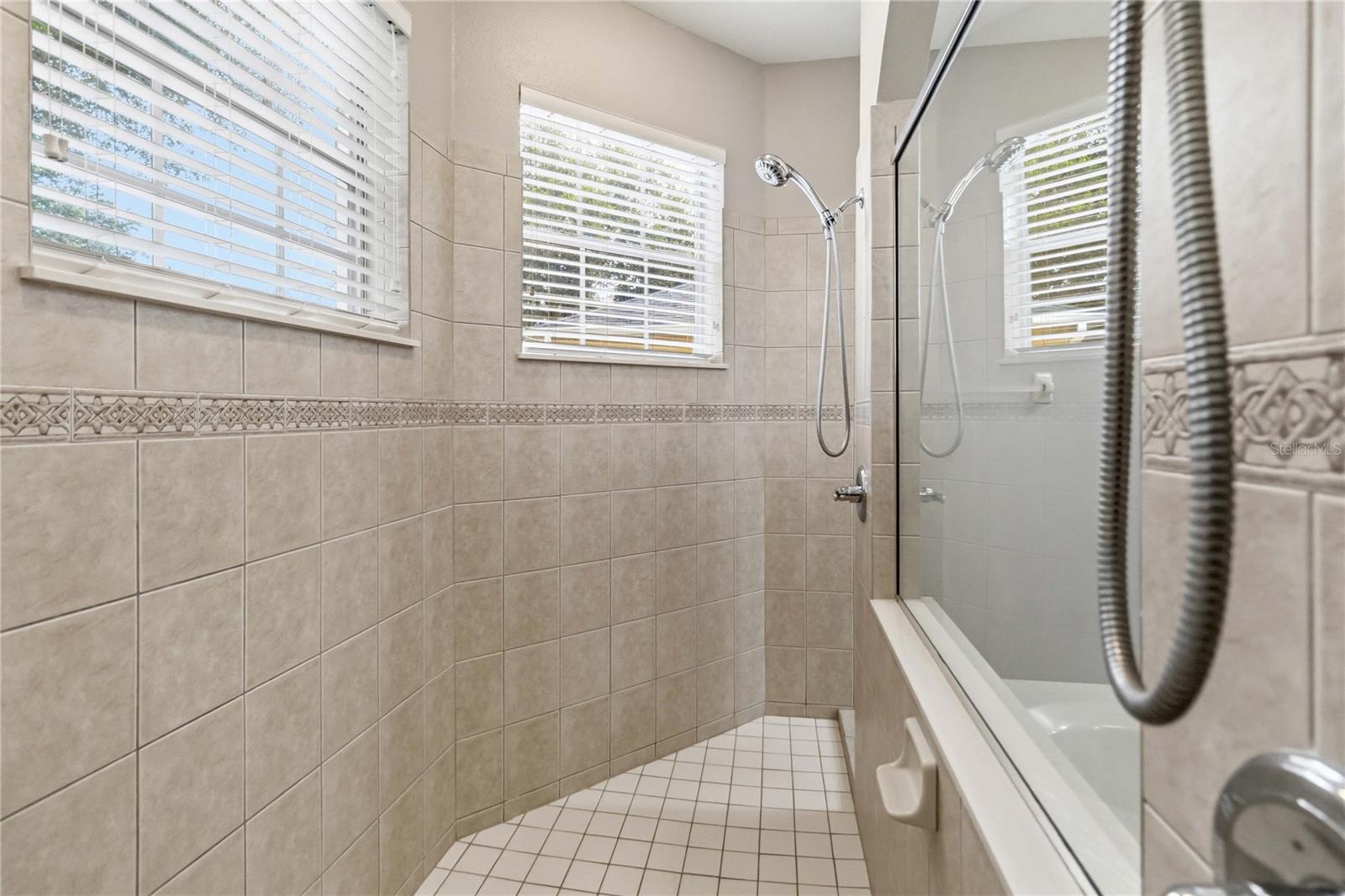 PARKSIDE AT ERROL ESTATES - Residential