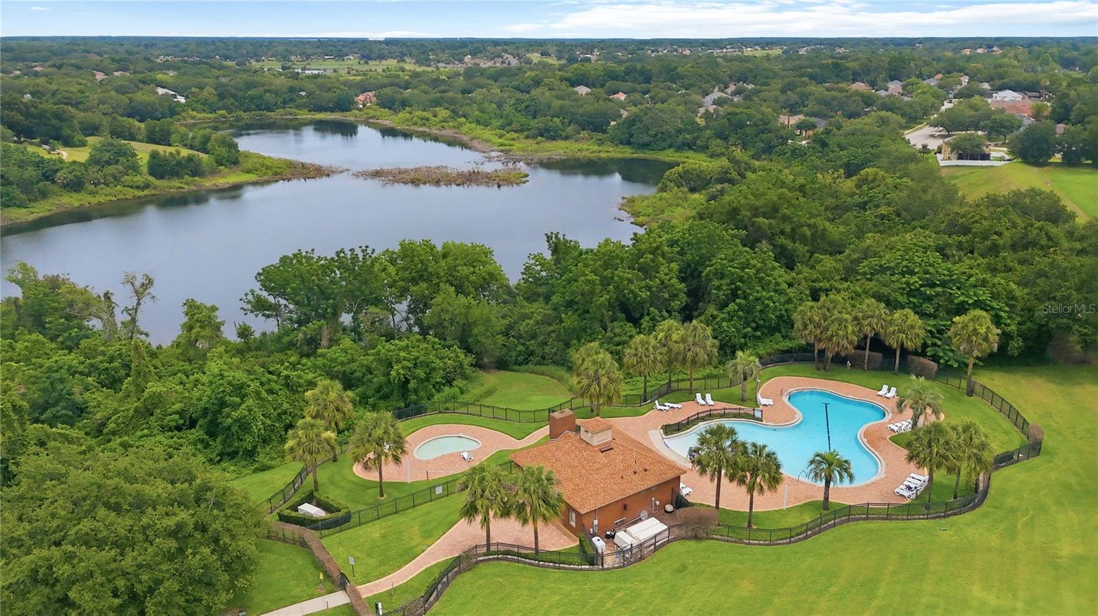 PARKSIDE AT ERROL ESTATES - Residential