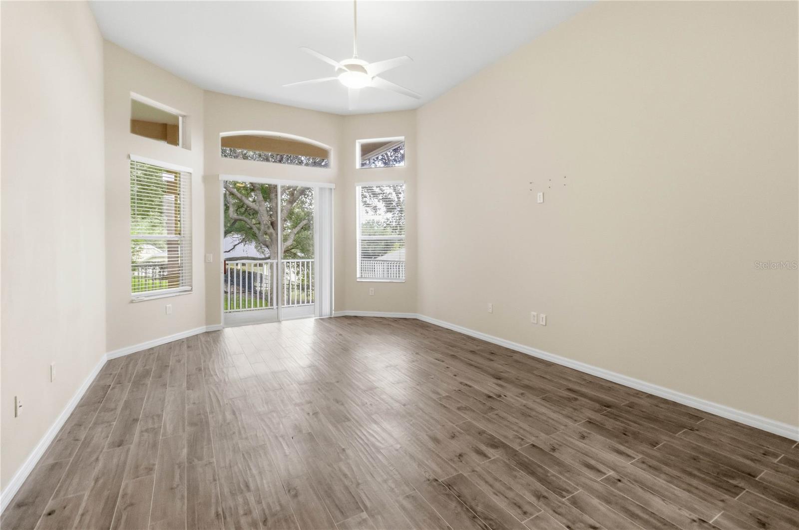 PARKSIDE AT ERROL ESTATES - Residential