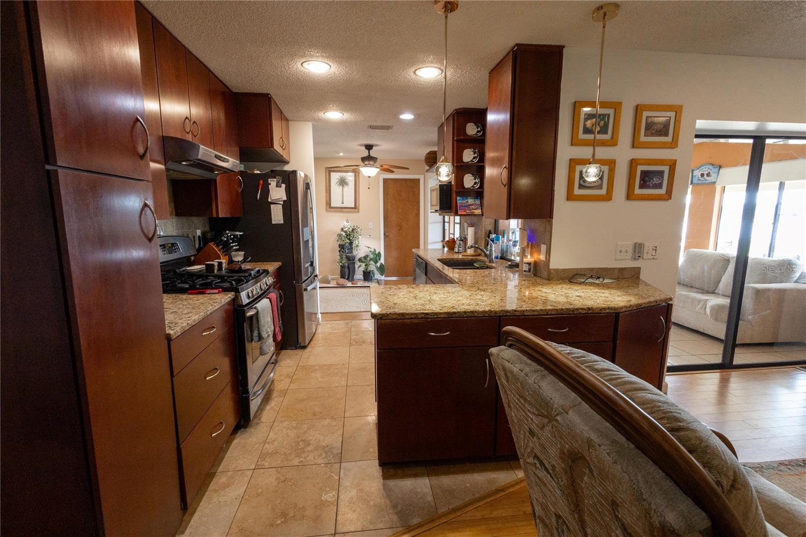 SPRING HILL - Residential