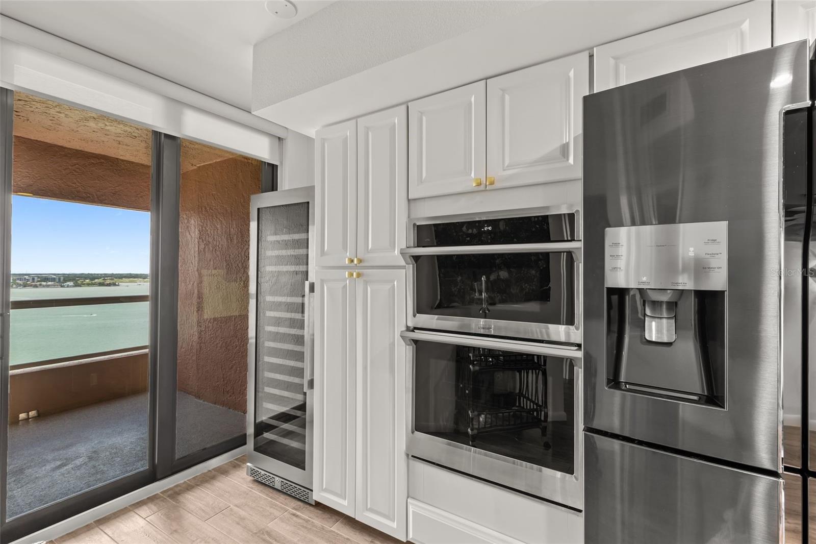 CRESCENT BEACH CLUB ONE CONDO - Residential