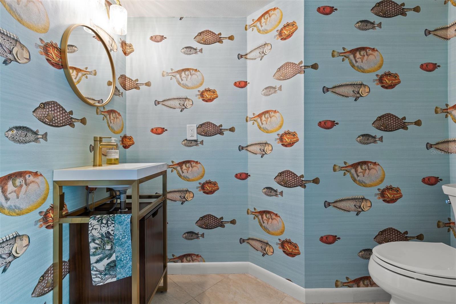 CRESCENT BEACH CLUB ONE CONDO - Residential
