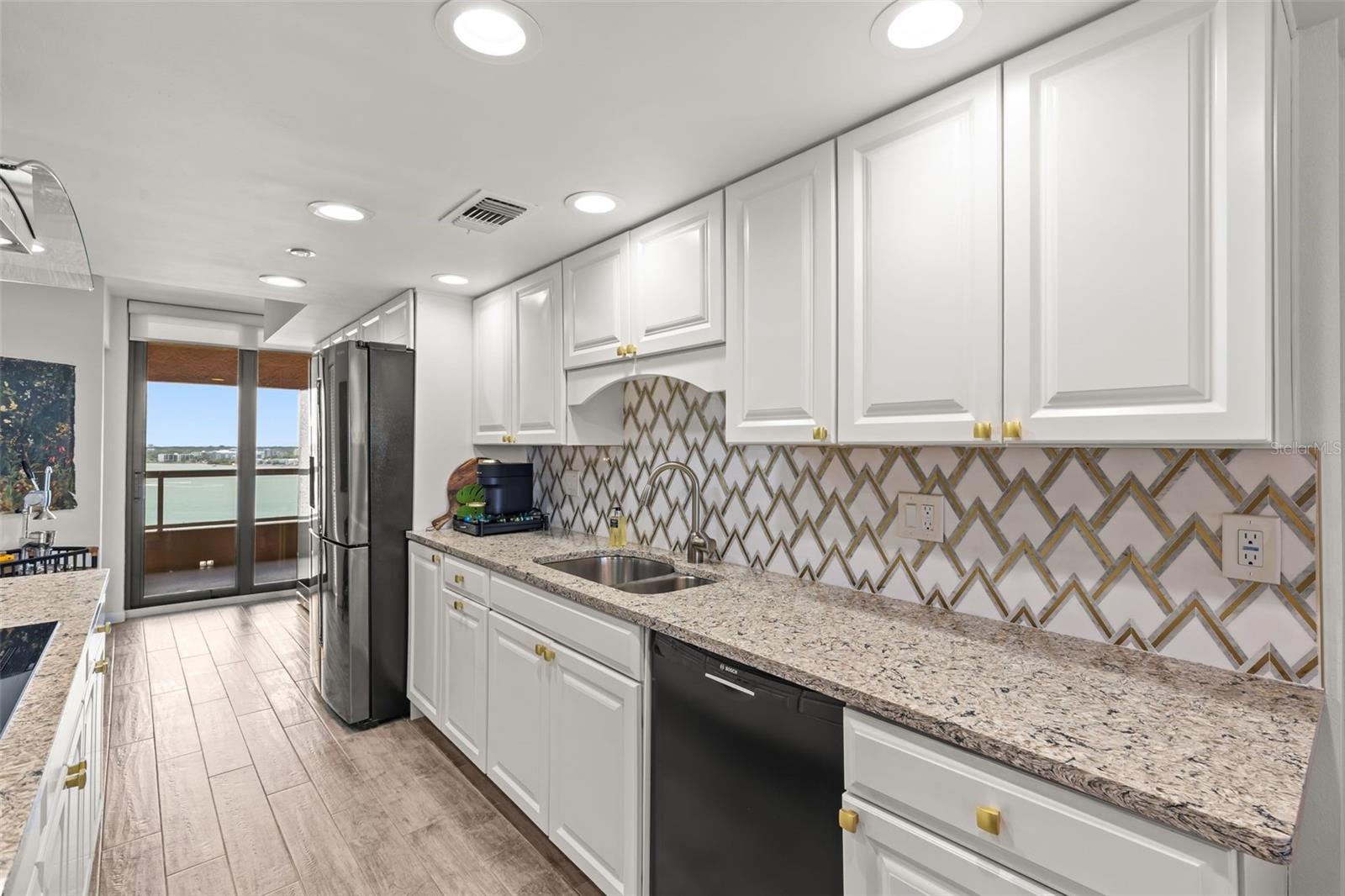CRESCENT BEACH CLUB ONE CONDO - Residential