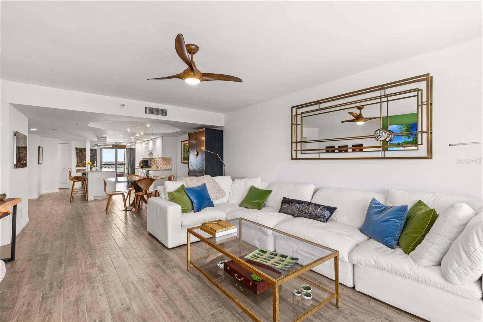 CRESCENT BEACH CLUB ONE CONDO - Residential