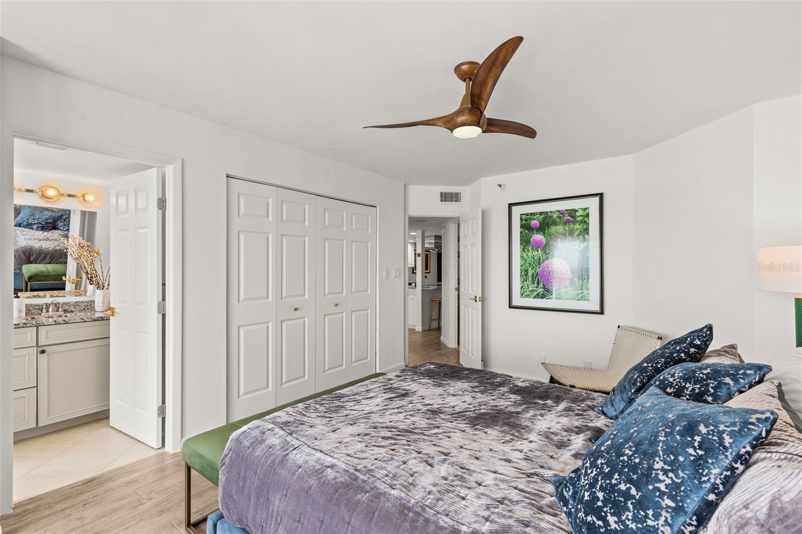 CRESCENT BEACH CLUB ONE CONDO - Residential