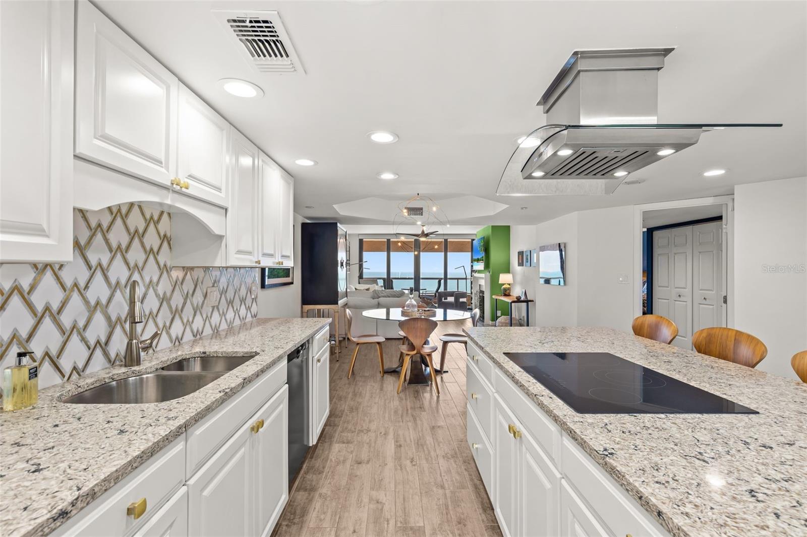 CRESCENT BEACH CLUB ONE CONDO - Residential
