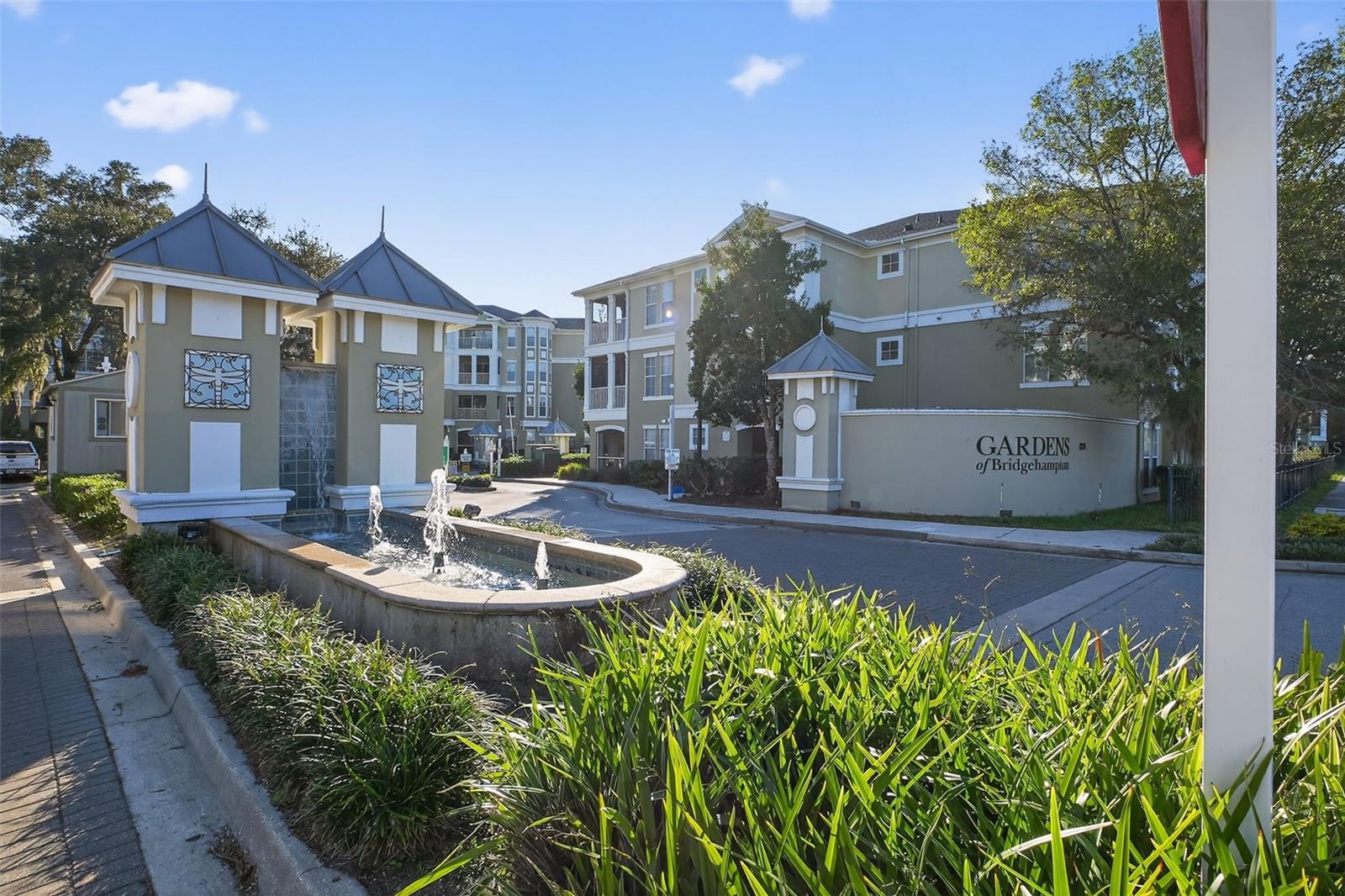 GARDENS OF BRIDGEHAMPTON - Residential