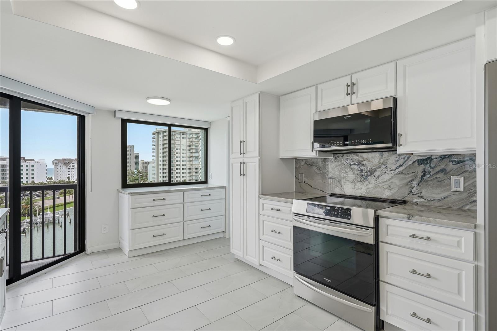 HARBORAGE CONDO BELLEAIR BEACH - Residential