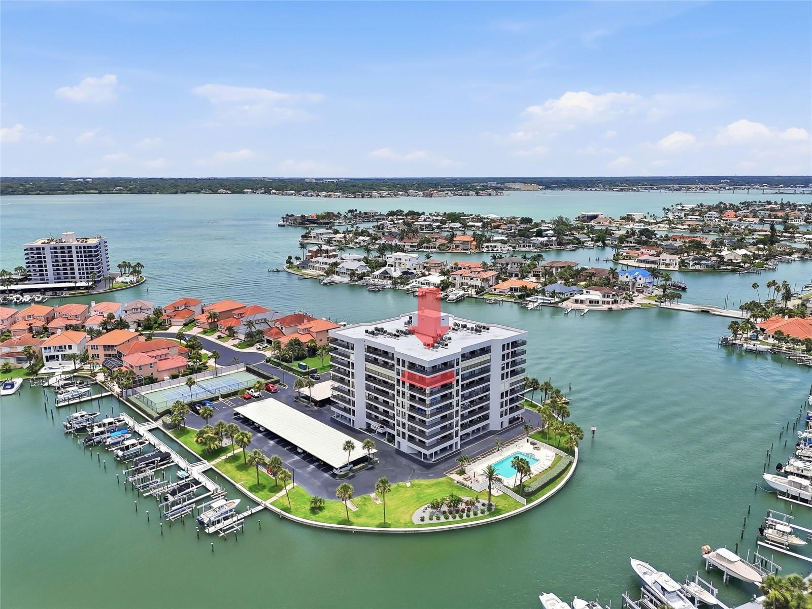 HARBORAGE CONDO BELLEAIR BEACH - Residential