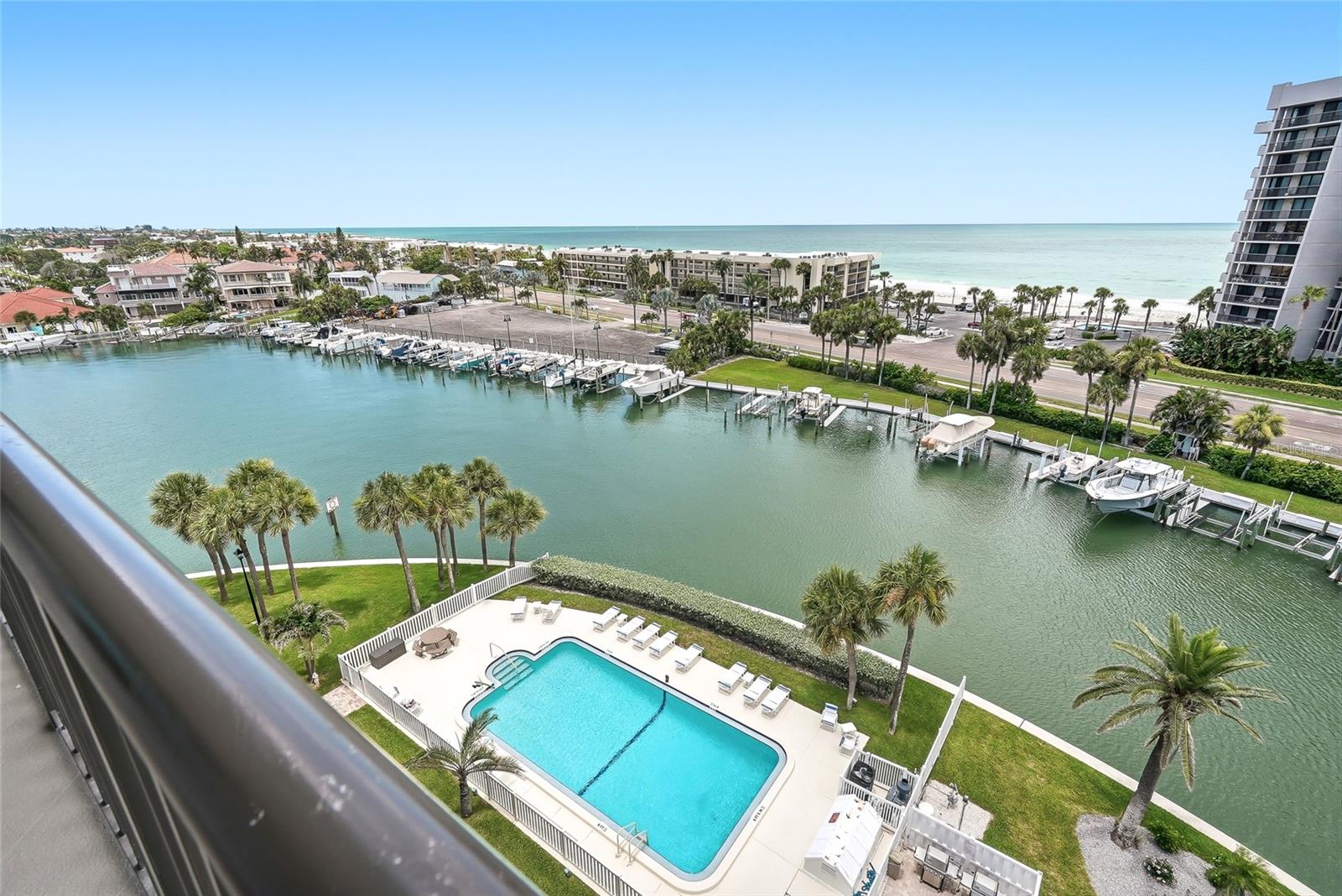 HARBORAGE CONDO BELLEAIR BEACH - Residential