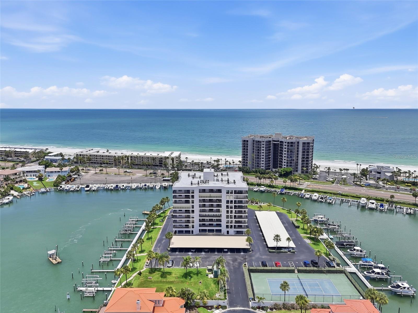 HARBORAGE CONDO BELLEAIR BEACH - Residential