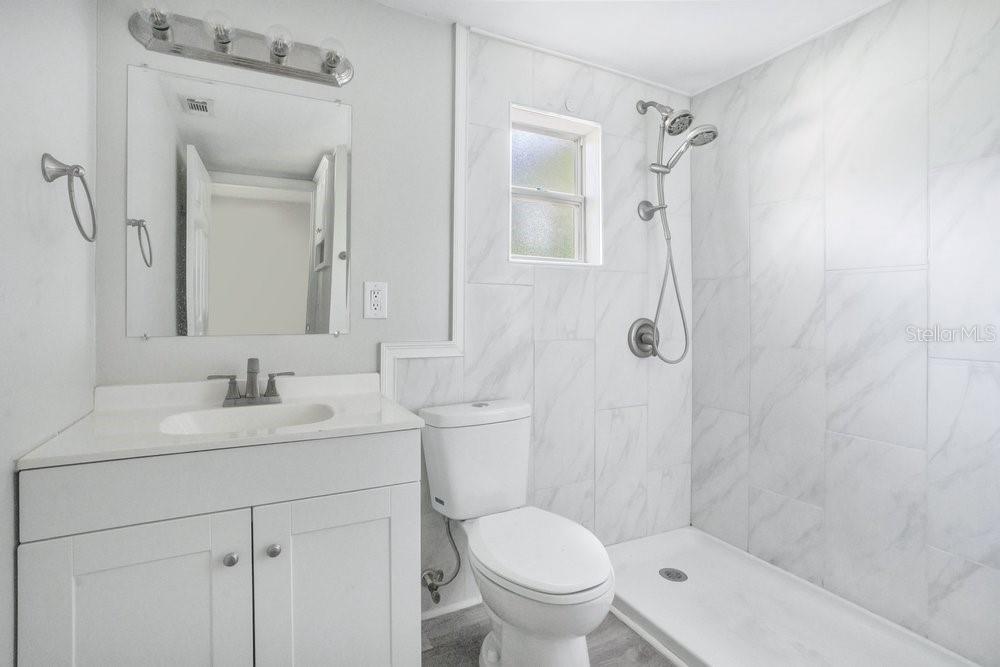 CLOVERDALE - Residential