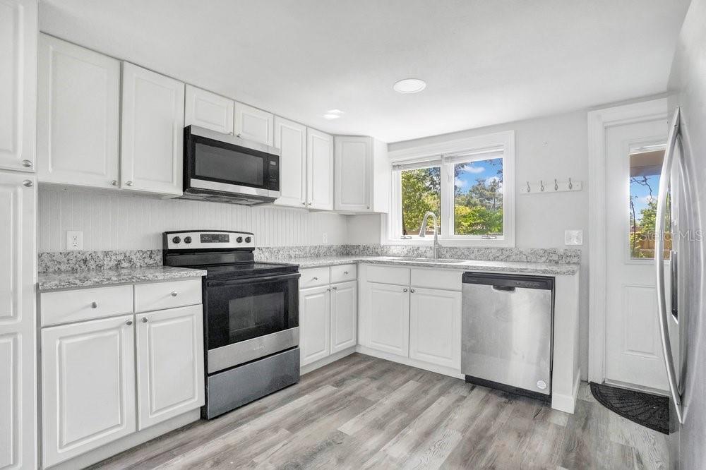 CLOVERDALE - Residential