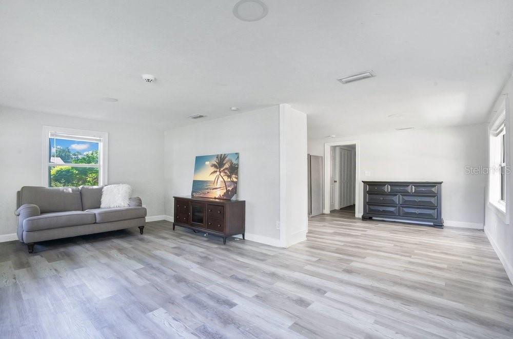CLOVERDALE - Residential