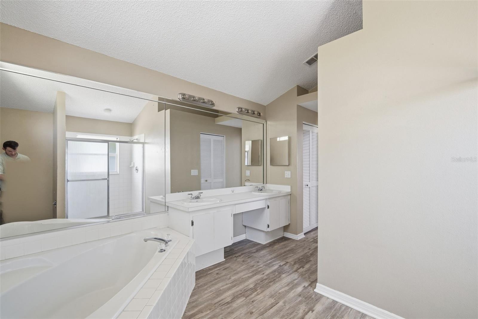 ORCHID LAKE VILLAGE - Residential