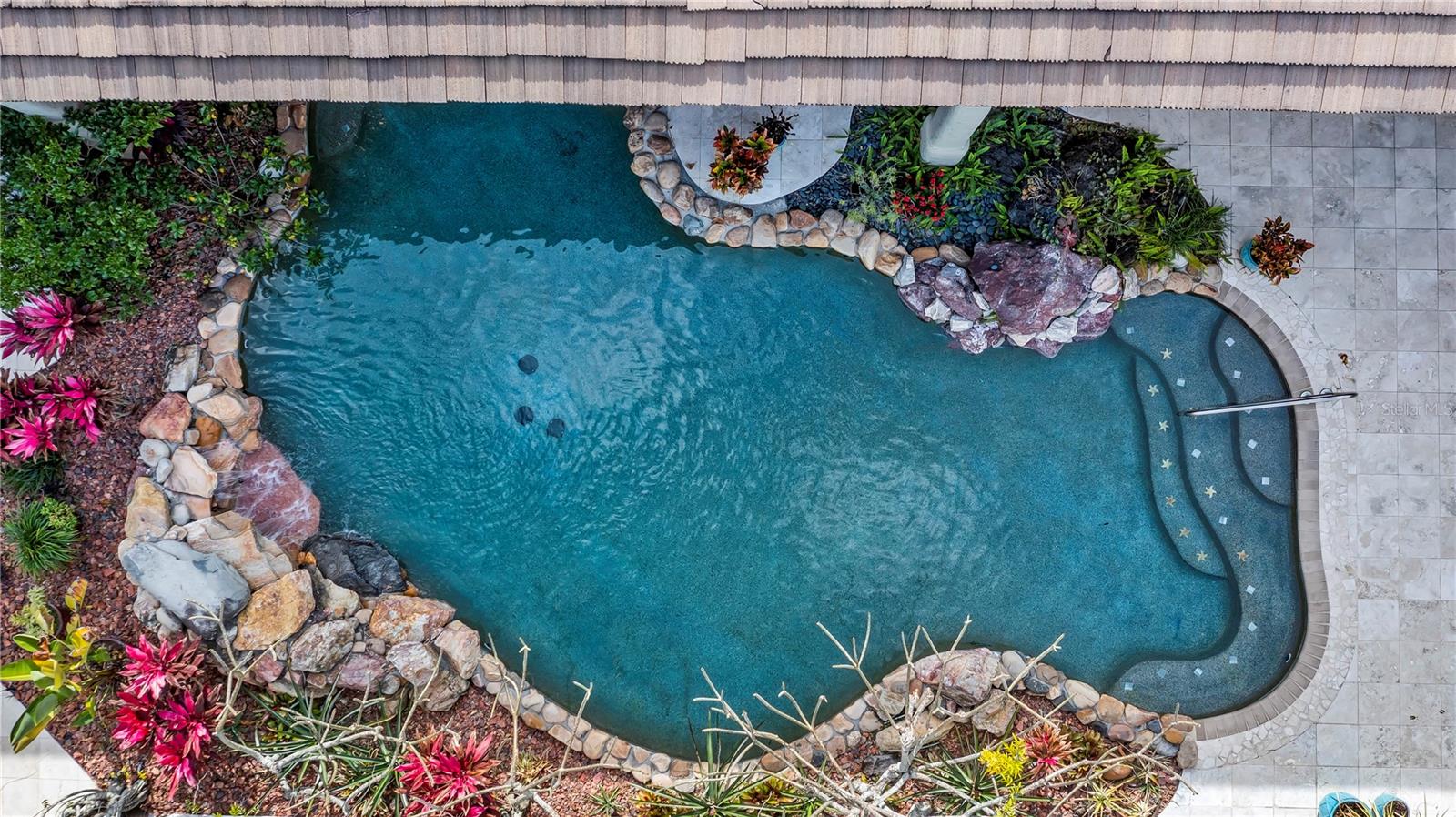 GROVELAND FARMS 13-23-25 - Residential
