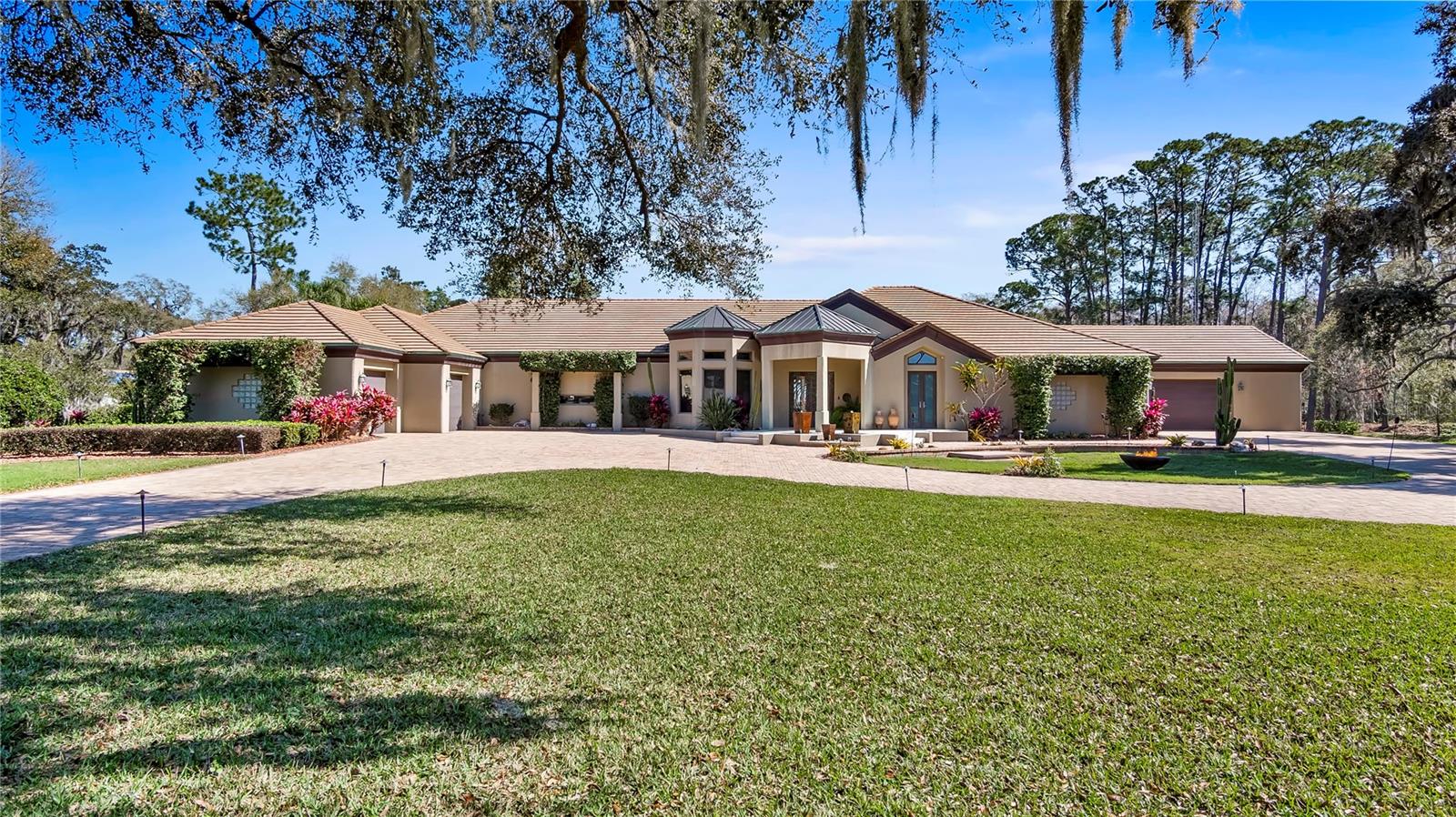 GROVELAND FARMS 13-23-25 - Residential