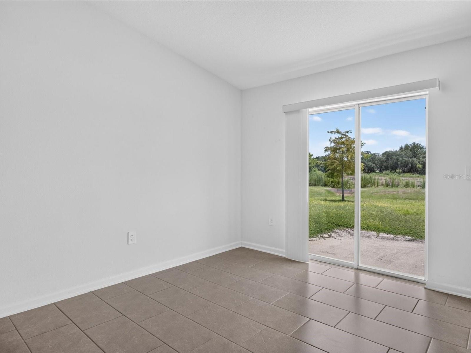 ASTONIA NORTH - Residential
