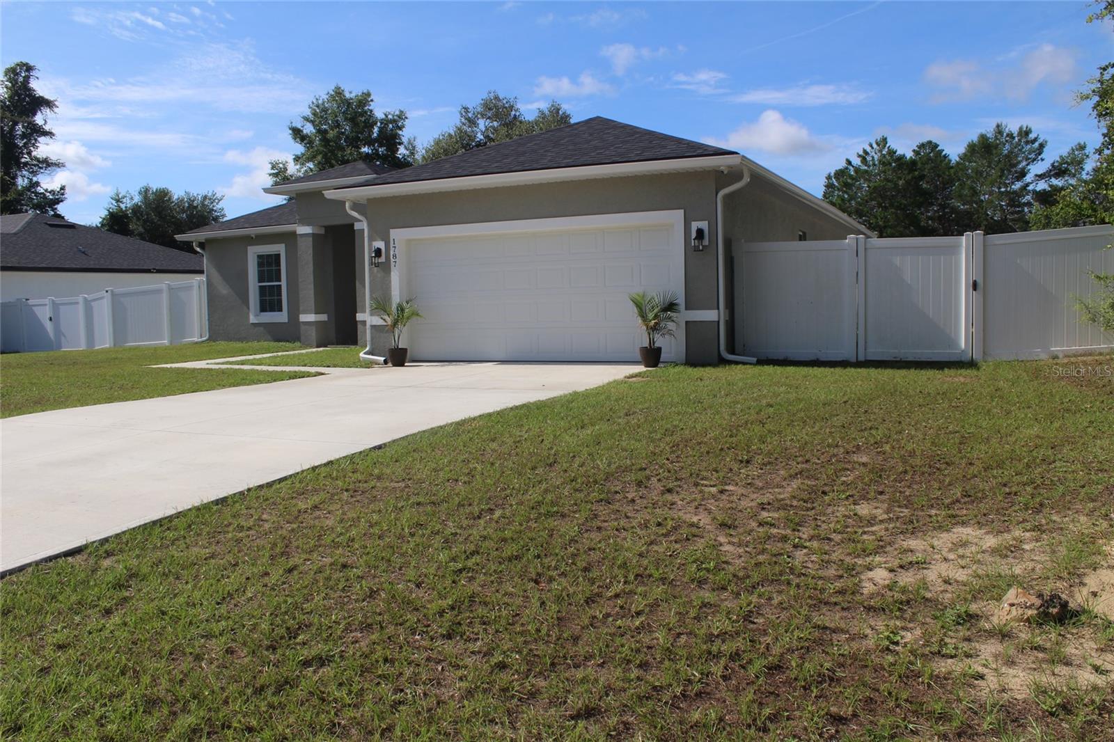 MARION OAKS UN 04 - Residential