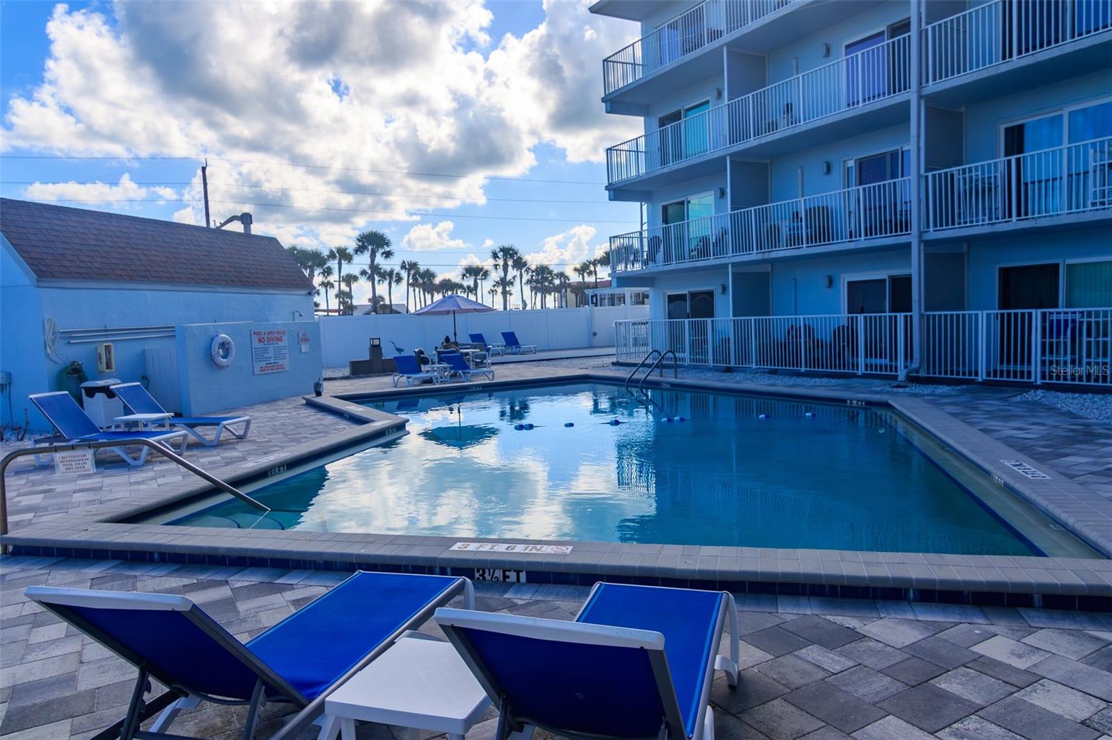 MARINERS COVE CONDO - Residential