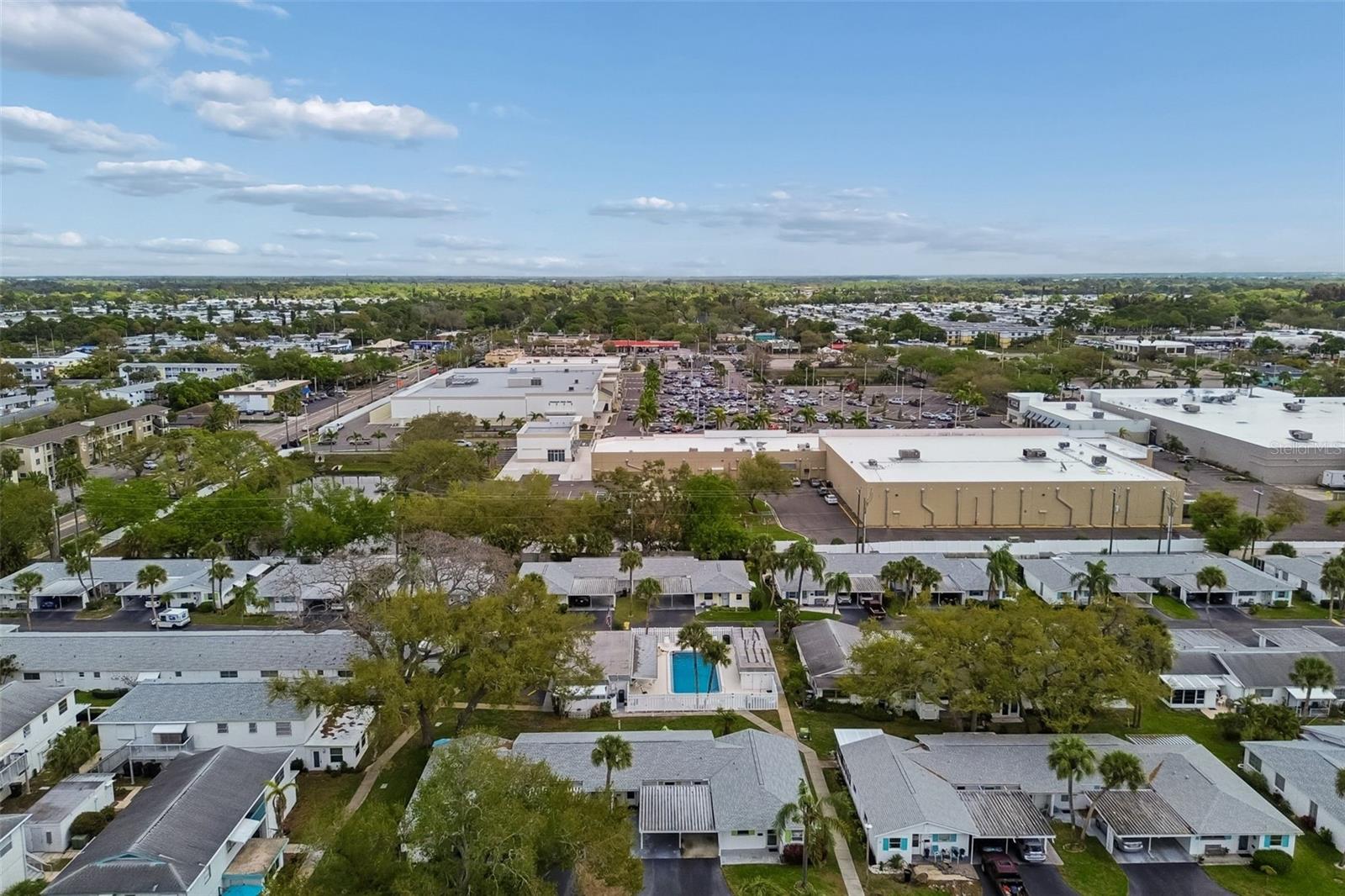 VILLAGER APTS - Residential